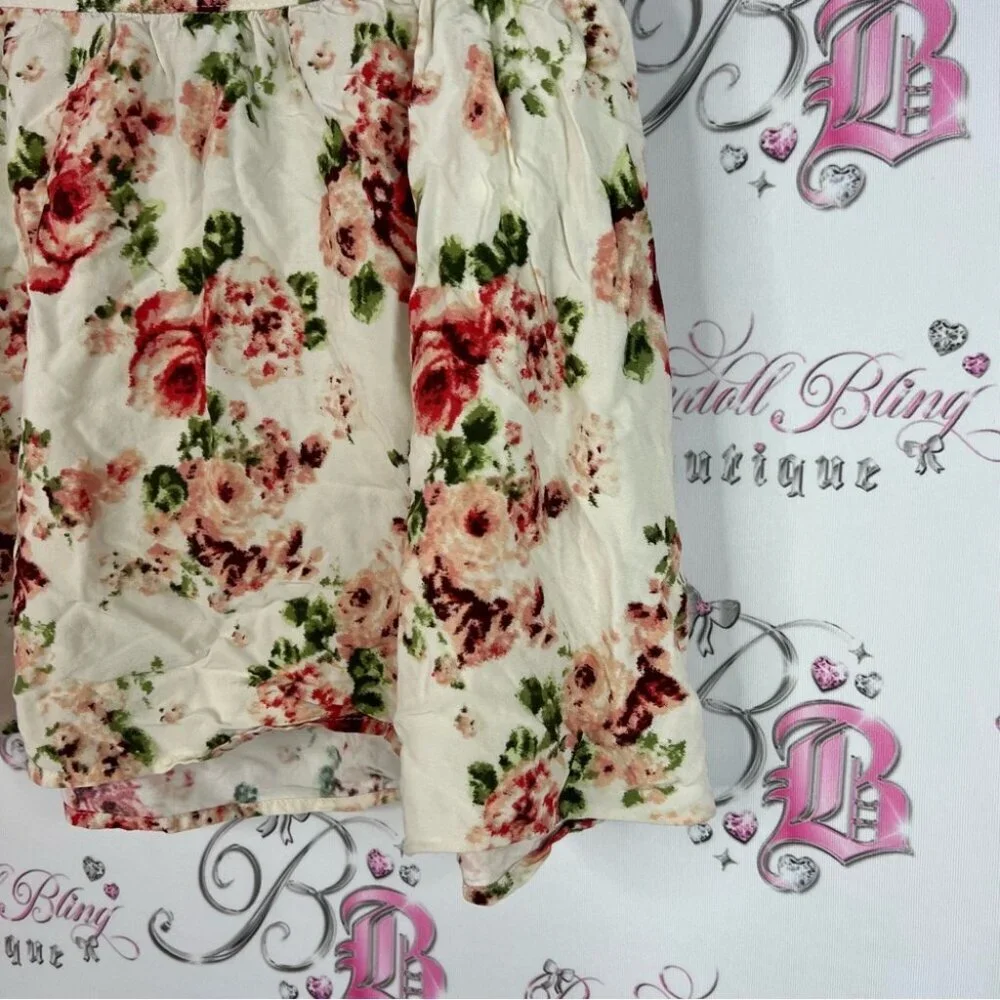 Forever 21 skirt floral roses orange red Skirt with Red and Green Accents